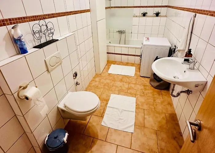 Seeufer #grosser Garten#seenaehe# Von Harztraveler Lejlighed